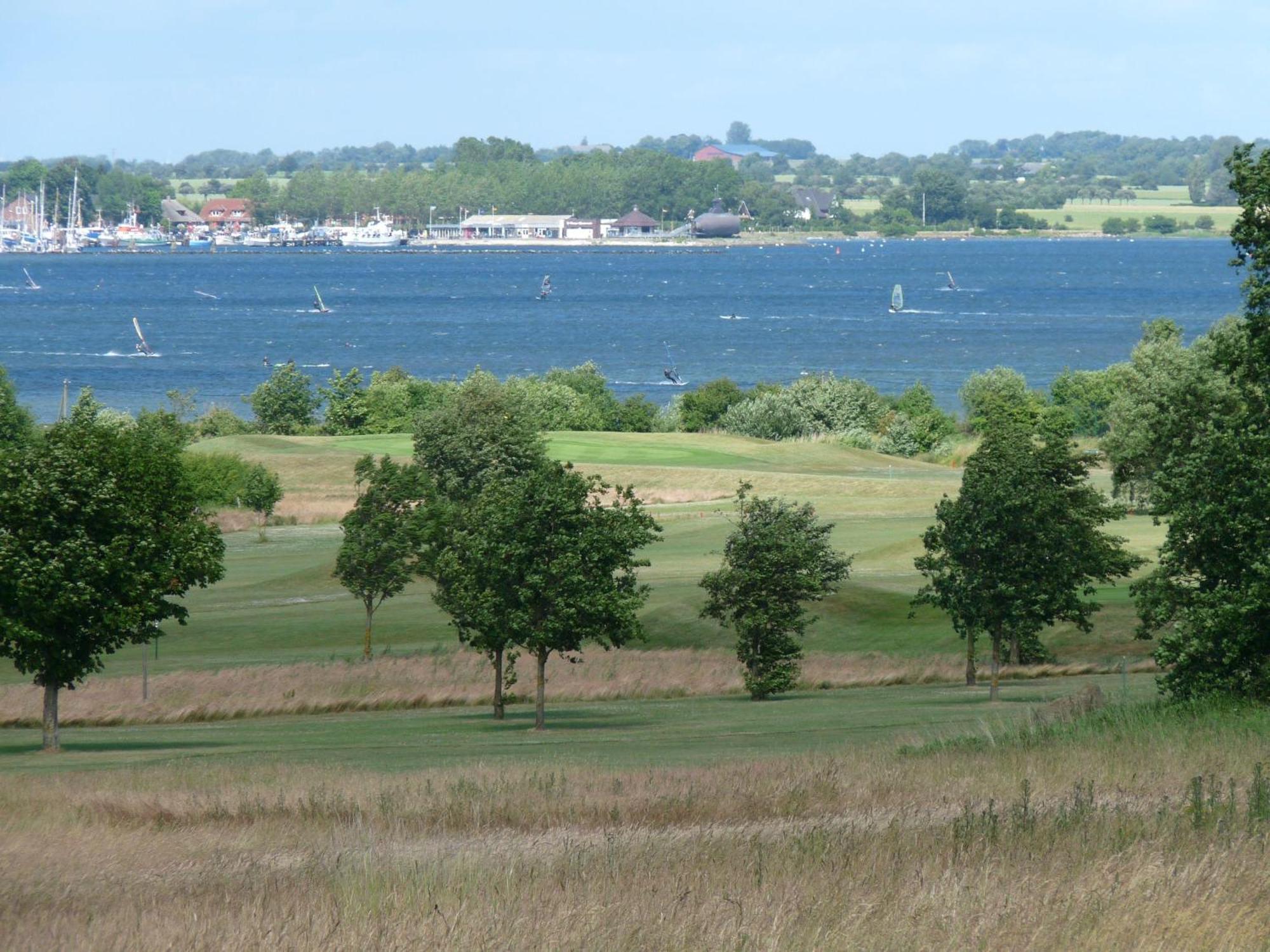 Fewo-Mit-Terasse-U-Garten-Am-Golfplatz Wulfen auf Fehmarn Kültér fotó